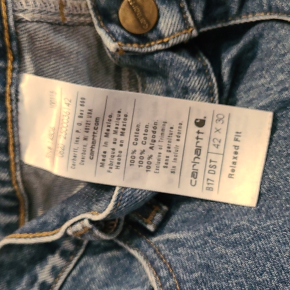 Men's Relaxed Fit Carhartt Jeans. Size 42X30. - Picture 5 of 6